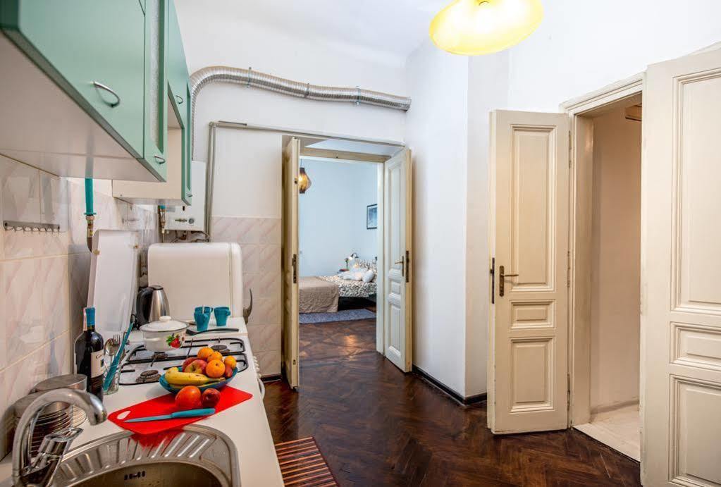 Apartament On Kostiushka Lviv Exterior photo